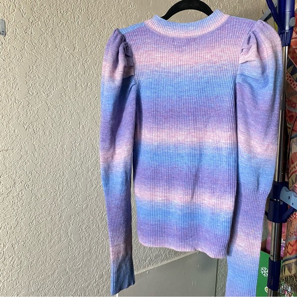 En Saison Mila Puff‎ Sweater Medium - Picture 2 of 5